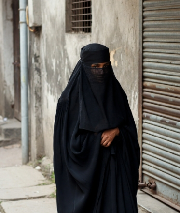 বোরকা পরা মেয়েদের পিক