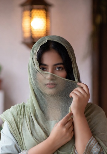 কিউট মেয়েদের পিক মুখ ঢাকা