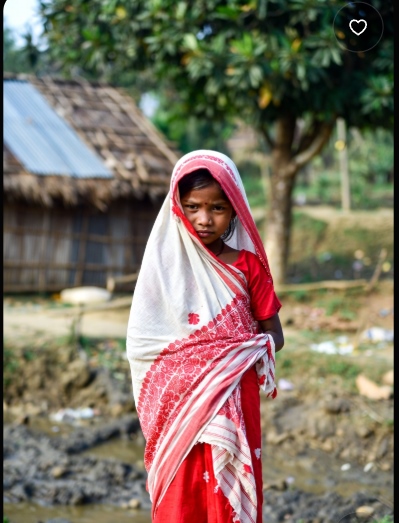 গ্রামের মেয়েদের পিক মুখ ঢাকা