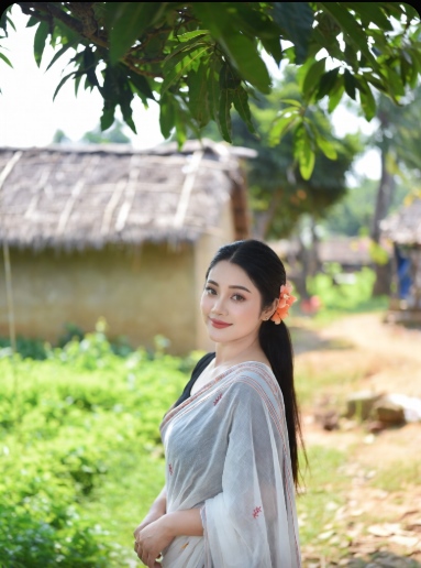 বাংলাদেশের গ্রামের মেয়েদের পিক