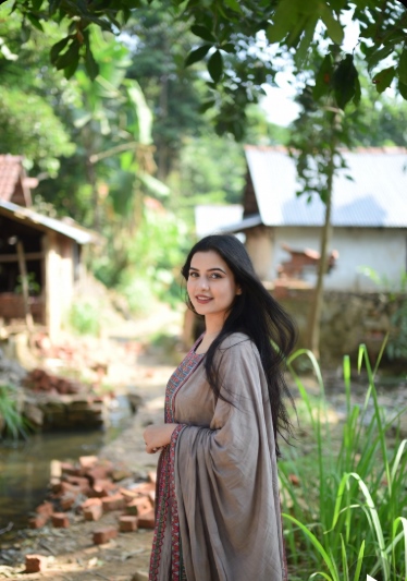 বাংলাদেশের গ্রামের মেয়েদের পিক
