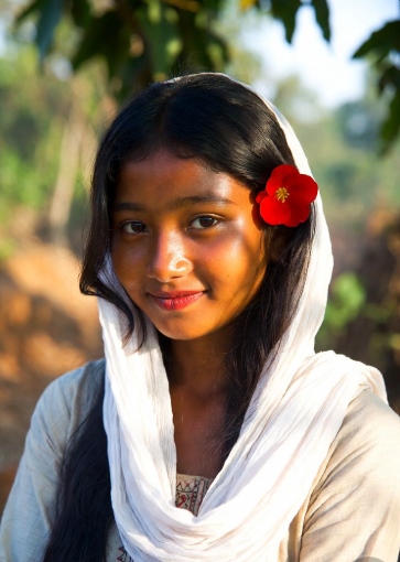 সুন্দরী গ্রামের মেয়েদের পিক