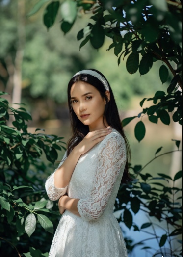 সুন্দরী মেয়েদের পিক