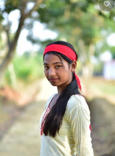 গ্রামের গ্রামের সুন্দরী মেয়েদের পিক