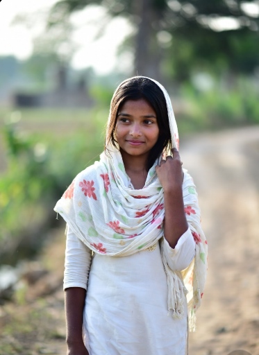 গ্রামের গ্রামের সুন্দরী মেয়েদের পিক