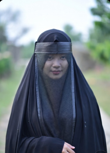 বাংলাদেশি পর্দাশীল মেয়েদের পিক