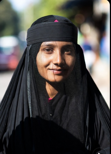 বাংলাদেশি পর্দাশীল মেয়েদের পিক