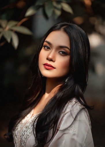 বাংলাদেশী সুন্দরী মেয়েদের পিক