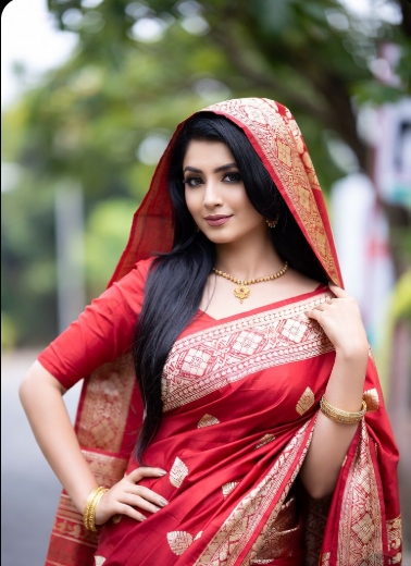 বাংলাদেশের সুন্দরী মেয়েদের পিক