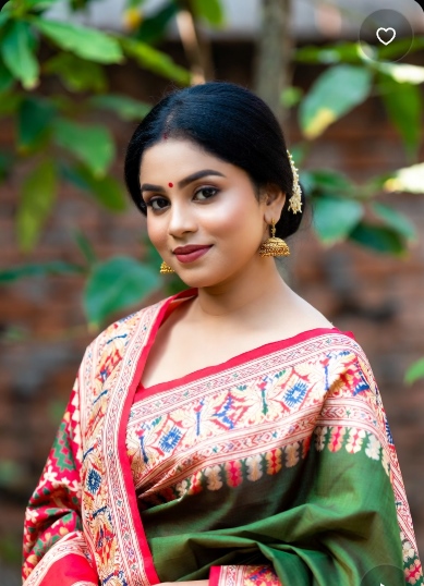বাংলাদেশের সুন্দরী মেয়েদের পিক