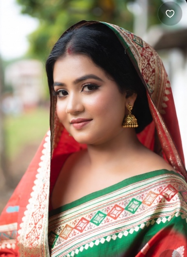 বাংলাদেশের সুন্দরী মেয়েদের পিক