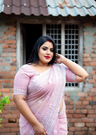 মোটা সুন্দরী মেয়েদের পিক