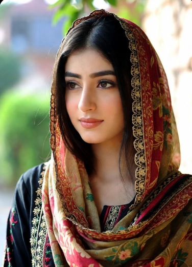 মোটা সুন্দরী মেয়েদের পিক