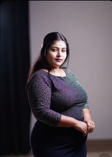 মোটা সুন্দরী মেয়েদের পিক