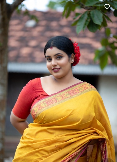 মোটা সুন্দরী মেয়েদের পিক