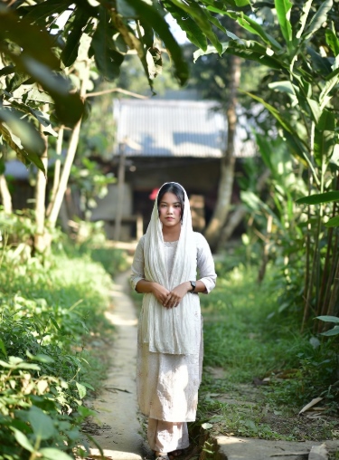 সুন্দরী গ্রামের সুন্দরী মেয়েদের পিক