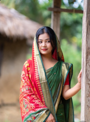 সুন্দরী গ্রামের সুন্দরী মেয়েদের পিক
