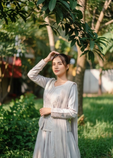 সুন্দরী মেয়েদের পিক