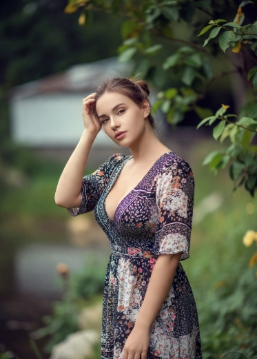 সুন্দরী মেয়েদের পিক